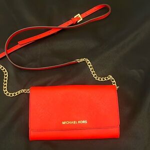 Michael Kors clutch- Red